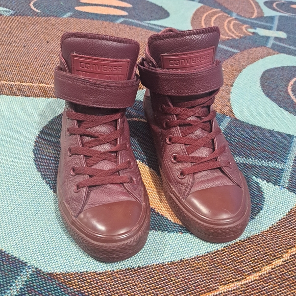 🌈CONVERSE RED LEATHER SHOES-6 - Picture 2 of 9